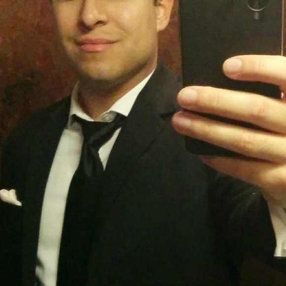 Meet your Posher, Ricardo - Picture 1 of 1